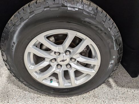 Used 2020 Chevrolet Silverado 1500 RST image 12