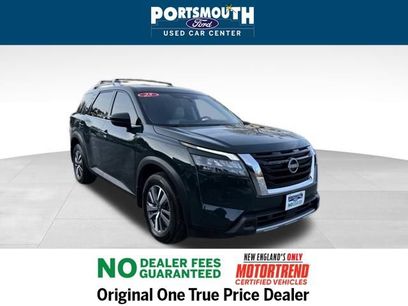 Used 2025 Nissan Pathfinder SL