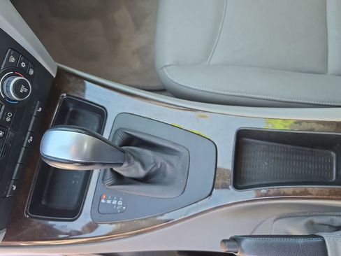 Used 2009 BMW 328i xDrive Sedan image 20