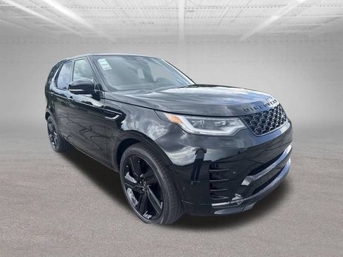 Used 2025 Land Rover Discovery Dynamic SE AWD/4WD image 7