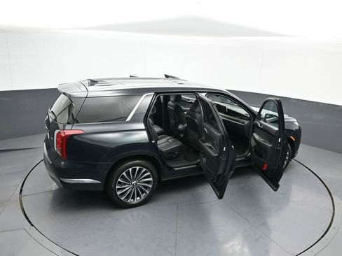 Used 2024 Hyundai Palisade Calligraphy image 47