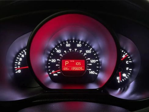 Used 2016 Kia Soul FWD image 11