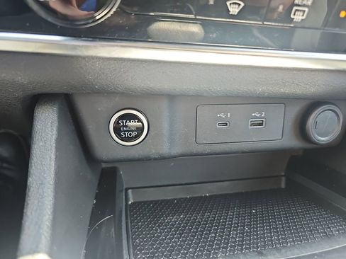 Used 2023 Nissan Rogue S AWD/4WD image 24