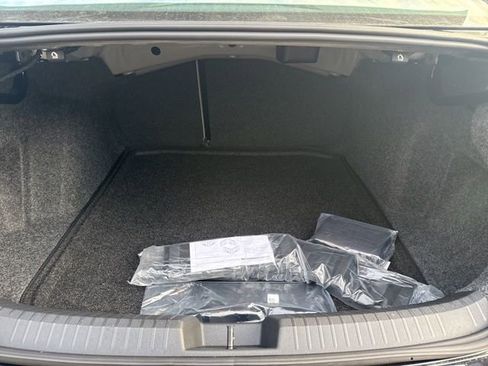 New 2026 Volkswagen Jetta SE image 23