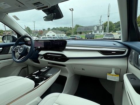 New 2026 Buick Enclave Avenir w/ Super Cruise Package image 22