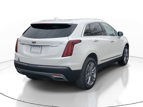 Certified 2023 Cadillac XT5 Premium Luxury w/ LPO, Floor Liner Package AWD/4WD image 4