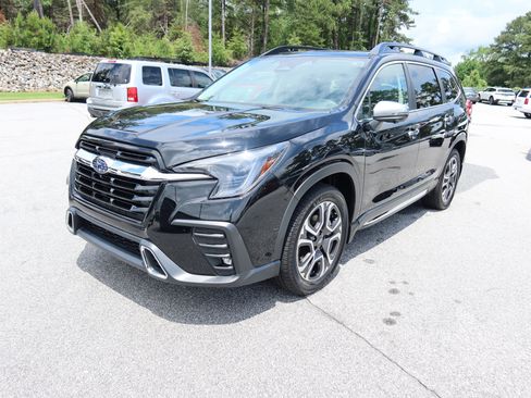 Used 2023 Subaru Ascent Touring AWD/4WD image 9