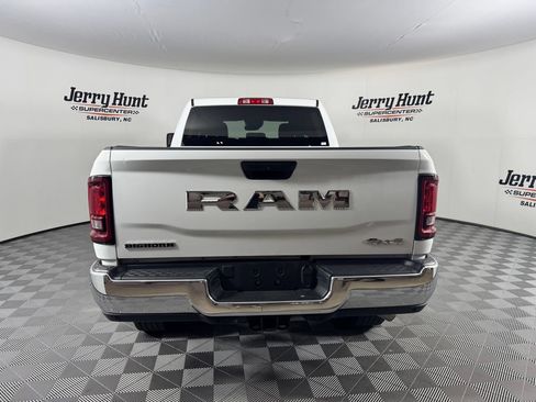 Used 2025 RAM 2500 Big Horn AWD/4WD image 8
