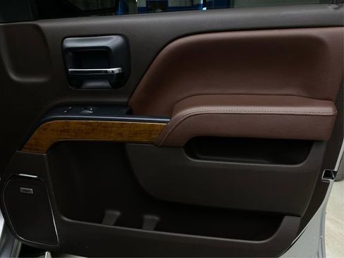 Used 2014 Chevrolet Silverado 1500 High Country w/ High Country Premium Package image 25