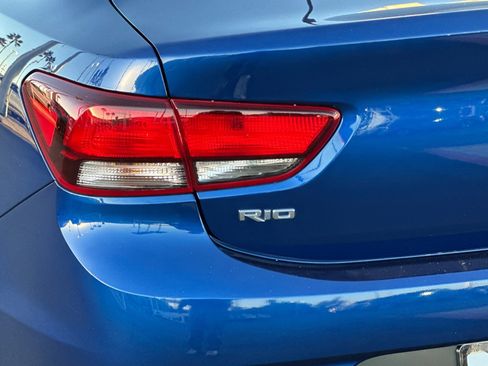 Used 2018 Kia Rio S image 25