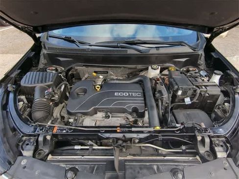 Used 2022 Chevrolet Equinox LT image 29