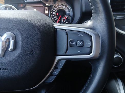 Used 2023 RAM 1500 Big Horn AWD/4WD image 25