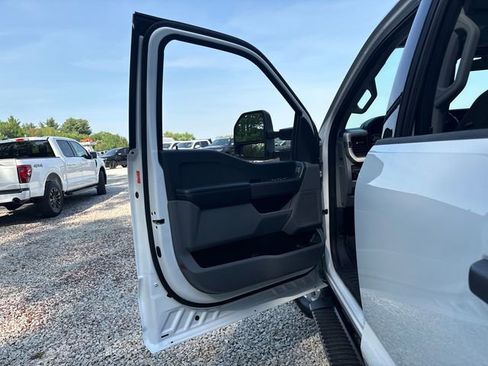 Used 2024 Ford F250 XLT AWD/4WD image 16