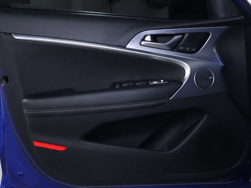 Used 2020 Genesis G70 2.0T w/ Elite Package image 13