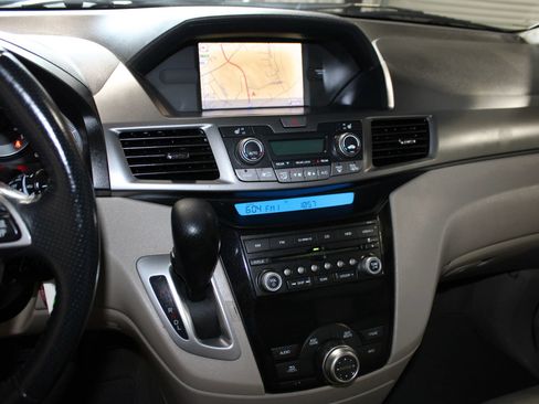 Used 2013 Honda Odyssey EX-L image 16