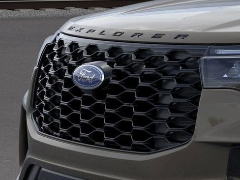 New 2026 Ford Explorer ST-Line RWD image 17