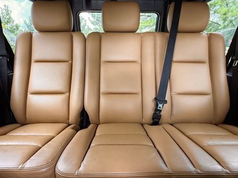 Used 2015 Mercedes-Benz G 63 AMG 4MATIC image 41