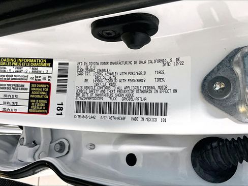 Used 2023 Toyota Tacoma Limited AWD/4WD image 32