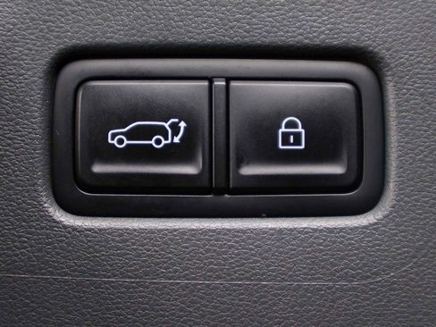 Certified 2024 Hyundai Santa Fe Limited image 23