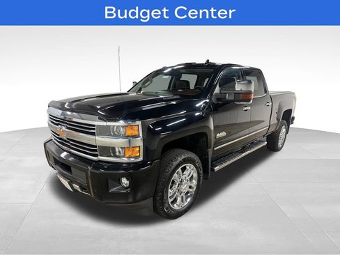 Used 2016 Chevrolet Silverado 2500 High Country w/ Duramax Plus Package AWD/4WD image 4