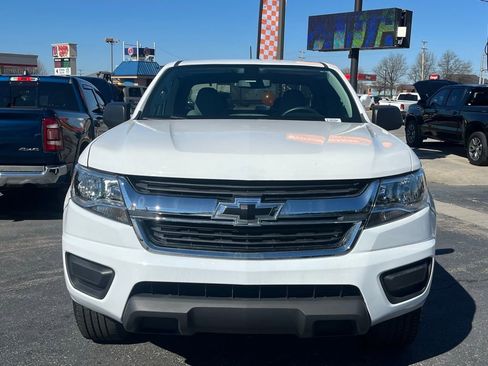 Used 2021 Chevrolet Colorado W/T w/ WT Convenience Package AWD/4WD image 2