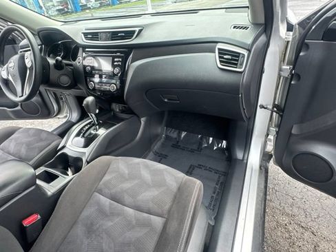 Used 2015 Nissan Rogue SV AWD/4WD image 15
