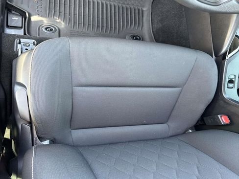 Certified 2023 Toyota Corolla LE image 9