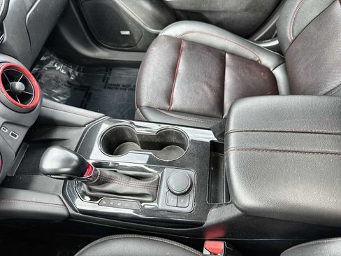 Used 2021 Chevrolet Blazer RS w/ Enhanced Convenience Package FWD image 23