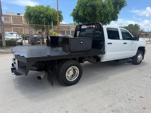 Used 2019 Chevrolet Silverado 3500 W/T w/ WT Convenience Package AWD/4WD image 5