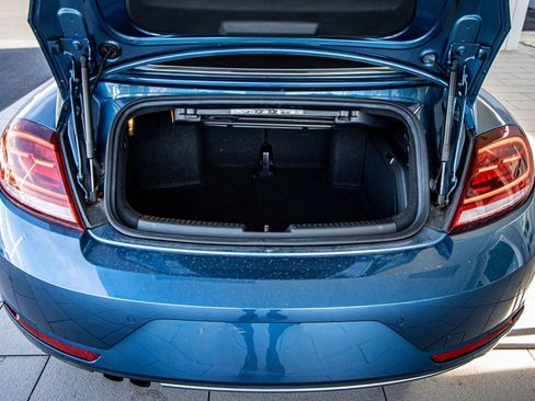 Used 2019 Volkswagen Beetle 2.0T SE image 15