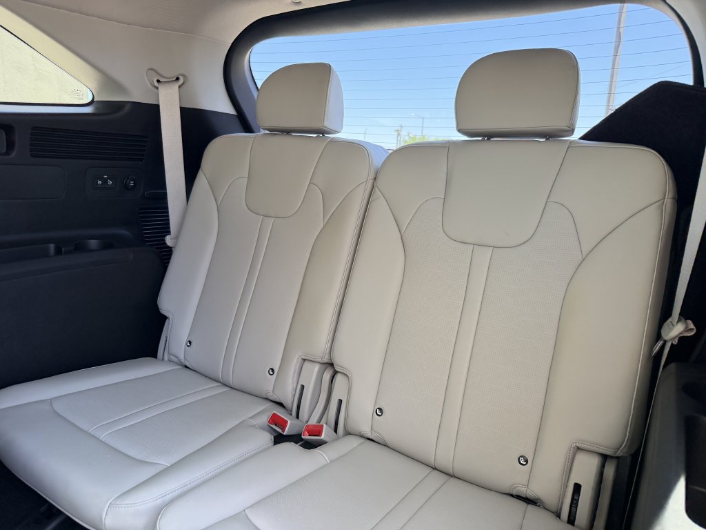 Used 2025 Kia Sorento EX w/ EX Panoramic Sunroof Package FWD image 35