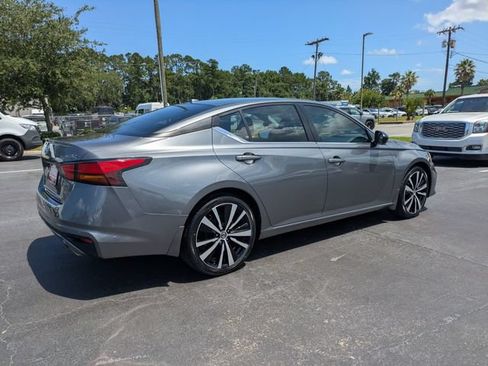 Used 2022 Nissan Altima 2.5 SR FWD image 5