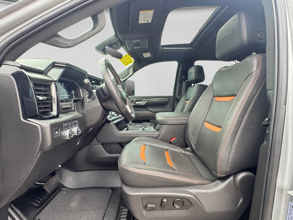 Used 2025 GMC Sierra 3500 AT4 w/ AT4 Premium Plus Package AWD/4WD image 20