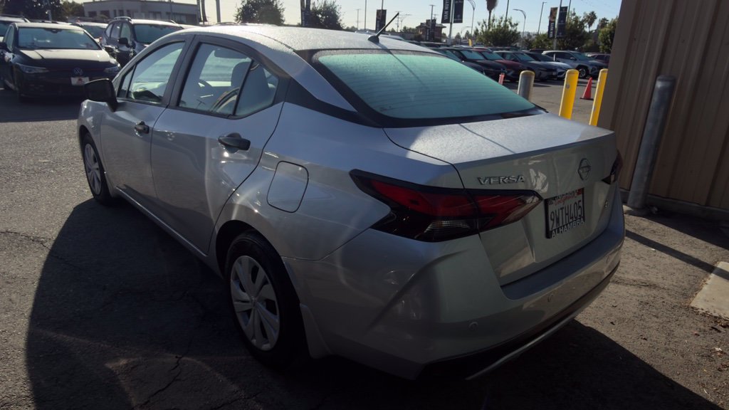 Used 2025 Nissan Versa S w/ Trunk Package FWD image 2