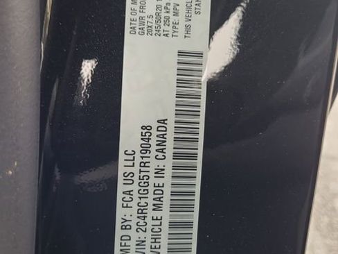 New 2026 Chrysler Pacifica Limited w/ Uconnect Theater Family Group image 29