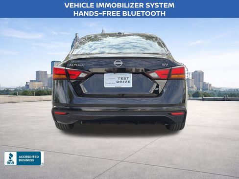Used 2024 Nissan Altima 2.5 SV AWD/4WD image 4