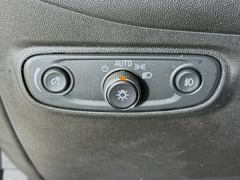 Used 2021 Chevrolet Equinox LT AWD/4WD image 11