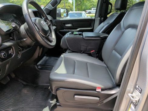 Used 2022 RAM 1500 Tradesman w/ Tradesman Group RWD image 12