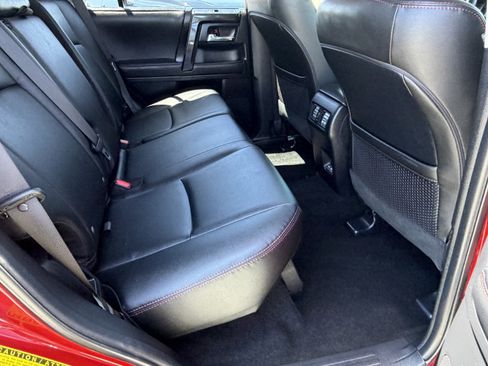 Certified 2024 Toyota 4Runner TRD Off-Road Premium w/ Moonroof Package AWD/4WD image 12