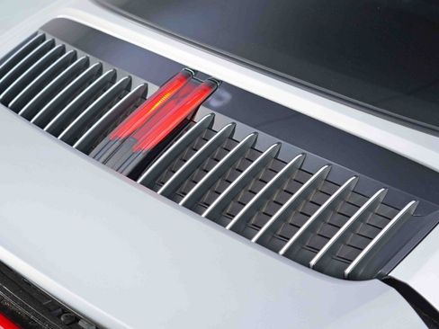 Used 2024 Porsche 911 Targa 4 w/ Premium Package image 53