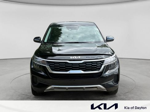 Used 2022 Kia Seltos LX AWD/4WD image 2