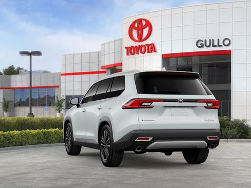 Certified 2026 Toyota Grand Highlander AWD Hybrid image 19