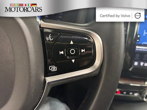 Certified 2023 Volvo XC60 B5 Plus w/ Protection Package Premier AWD/4WD image 25