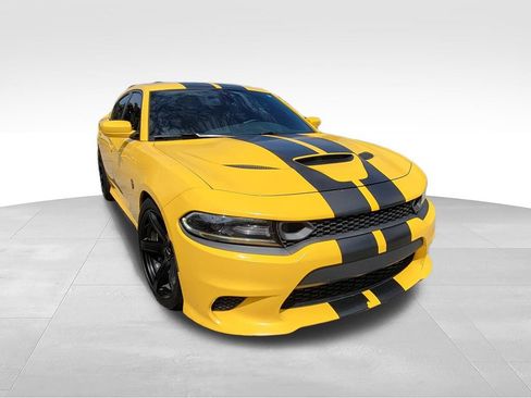 Used 2017 Dodge Charger SRT Hellcat w/ Harman/Kardon Audio Group RWD image 8