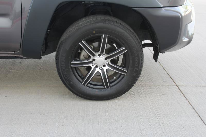 Used 2012 Toyota Tacoma 2WD Double Cab w/ Convenience Pkg image 32