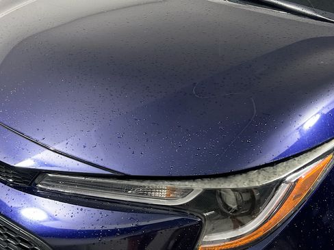 Used 2021 Toyota Corolla LE FWD image 11