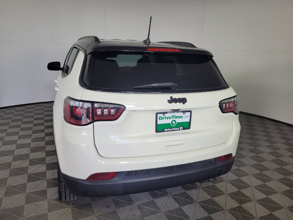 Used 2018 Jeep Compass Latitude w/ Popular Equipment Group FWD image 6