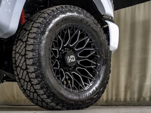 Used 2022 Ford F250 XLT w/ XLT Value Package image 52