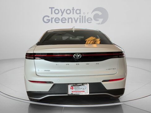Certified 2026 Toyota Crown w/ Advanced Technology Package AWD/4WD image 5