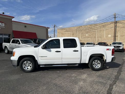 Used 2008 GMC Sierra 1500 SLE w/ Power Pack Plus AWD/4WD image 21